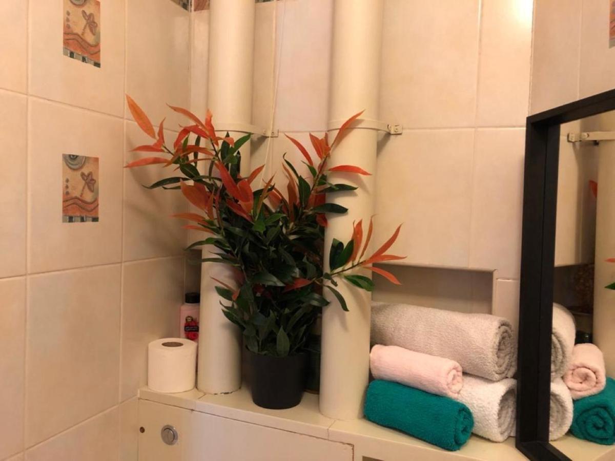 Splendid 1 Bedroom Flat + Terrace ลอนดอน ภายนอก รูปภาพ