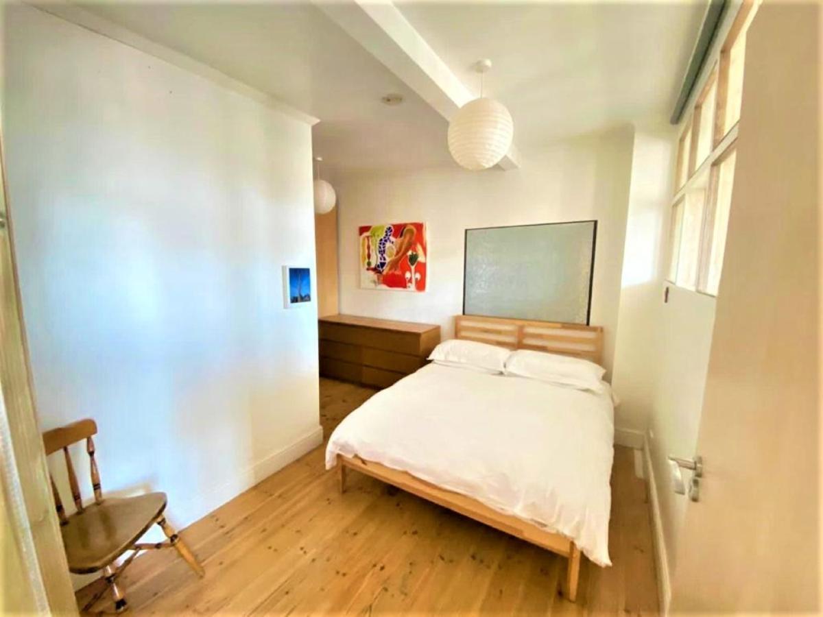 Splendid 1 Bedroom Flat + Terrace ลอนดอน ภายนอก รูปภาพ